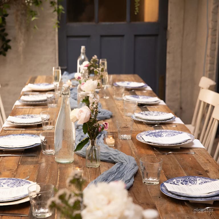  Charming Indoor-Outdoor Venue with Enchanting Floral Decor (SOHO GARDEN) 