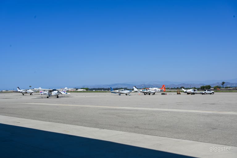  20,000 sq ft Aircraft Hangar in Ventura County 