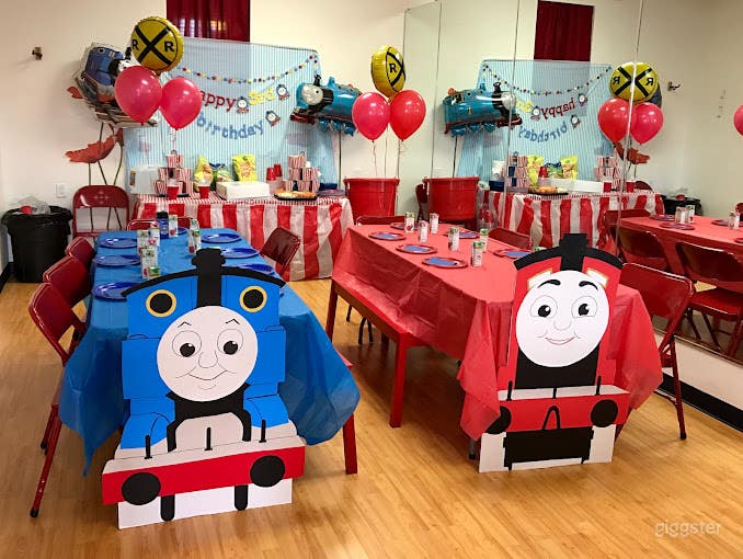 900 SQFT Party Room in Santa Monica Photo 2