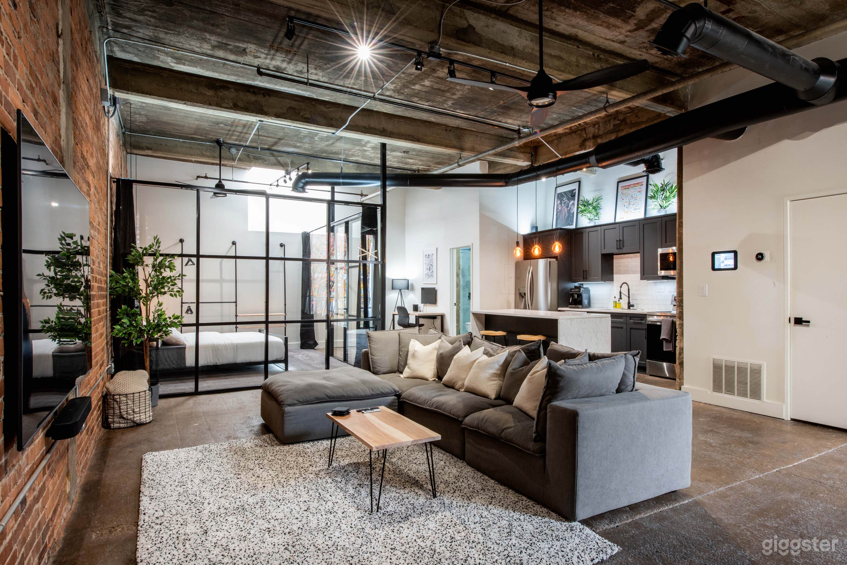 Artist Loft by Shapira Photo 1