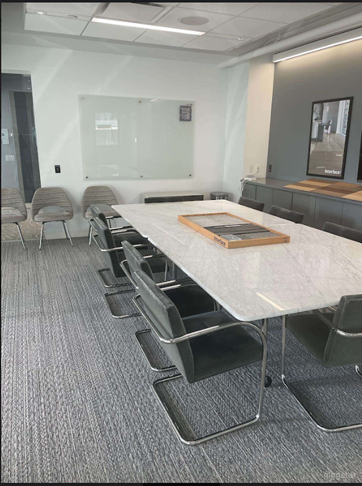 Conference Room for 12 – Perfect for Meeting Photo 3