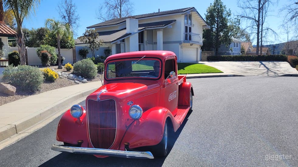 #76,105 Classic Ford Pick Up Truck Photo 3
