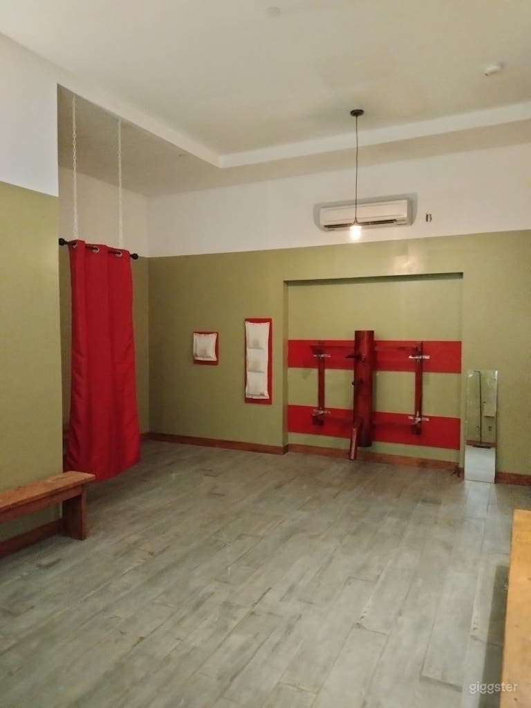  Kung Fu School for Off Hours 