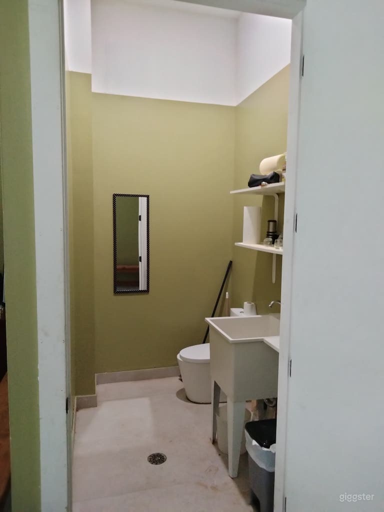  Kung Fu School for Off Hours 