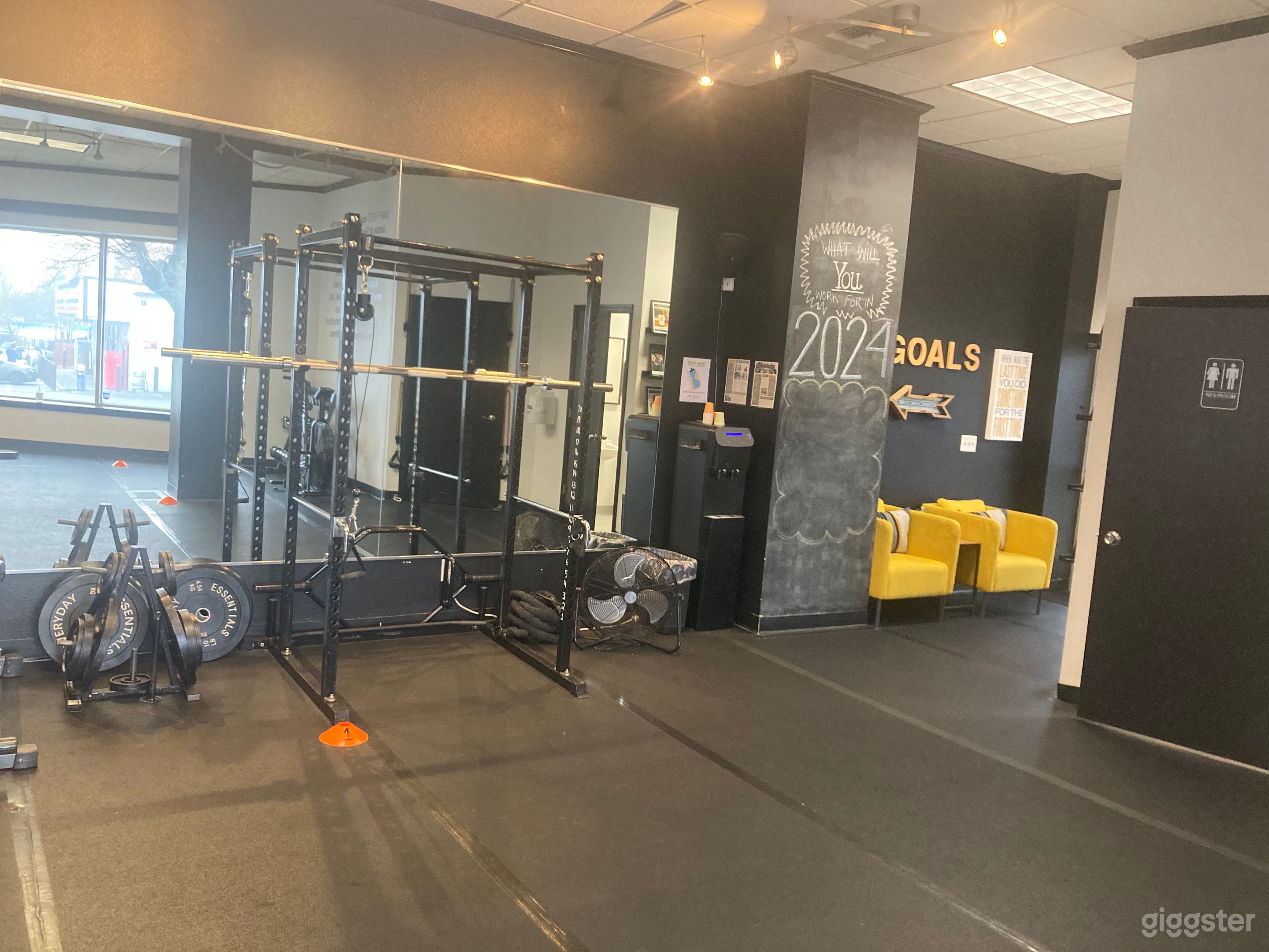 Boutique Gym/Seattle area conveniently off Aurora Ave Photo 3