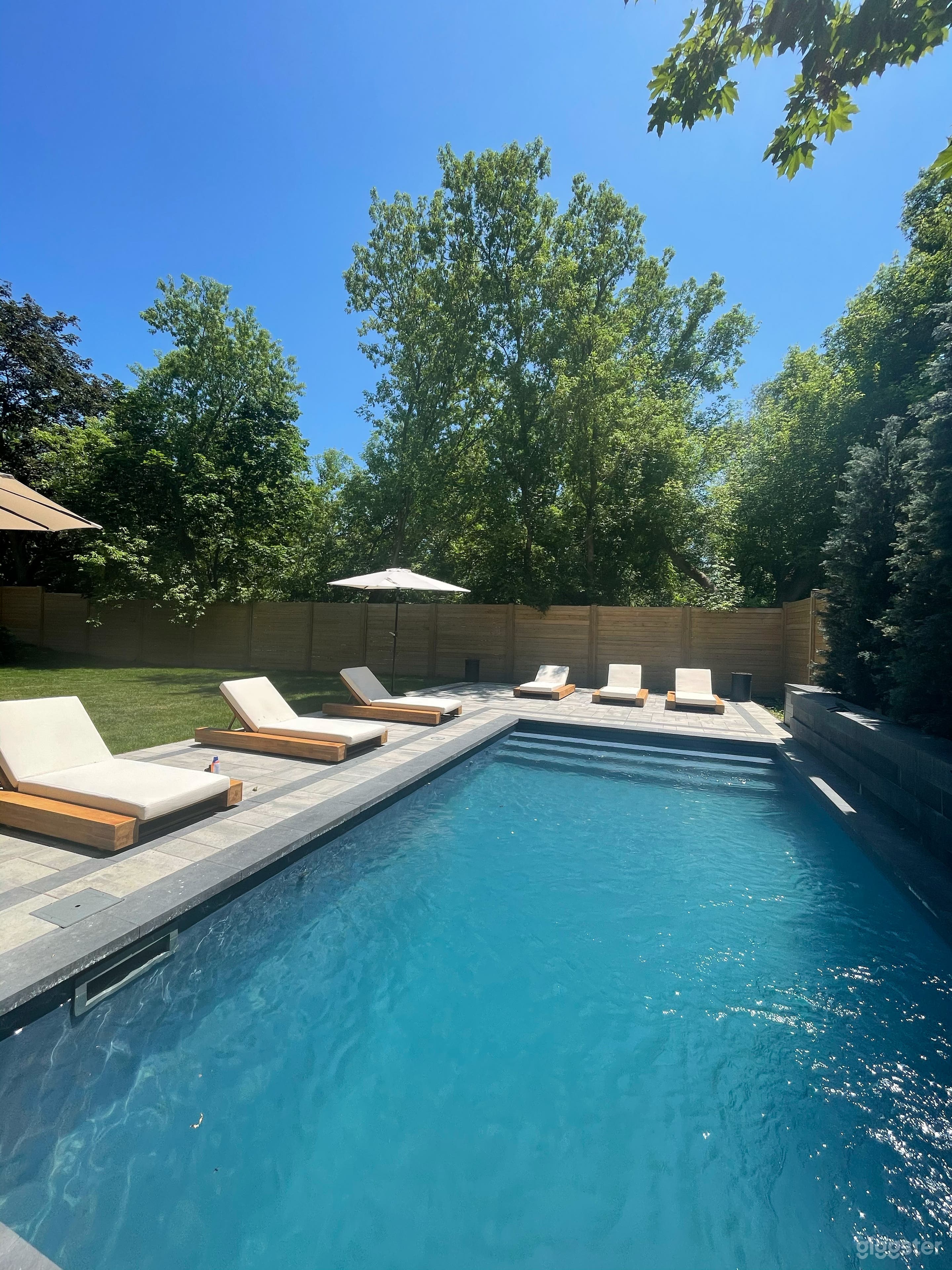 Luxe Hollywood Pool Photo 1