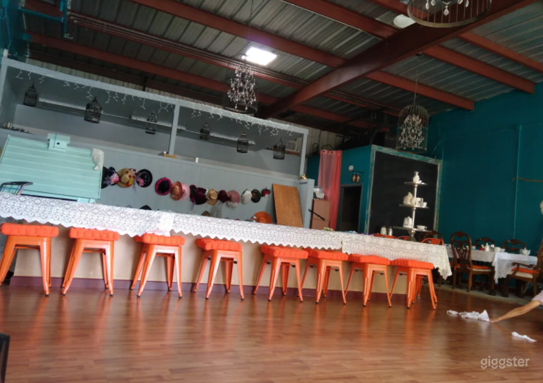 Private Space Perfect for Birthdays, Baby Showers, Anniversaries, Bridal Showers, Retirement Parties Photo 4