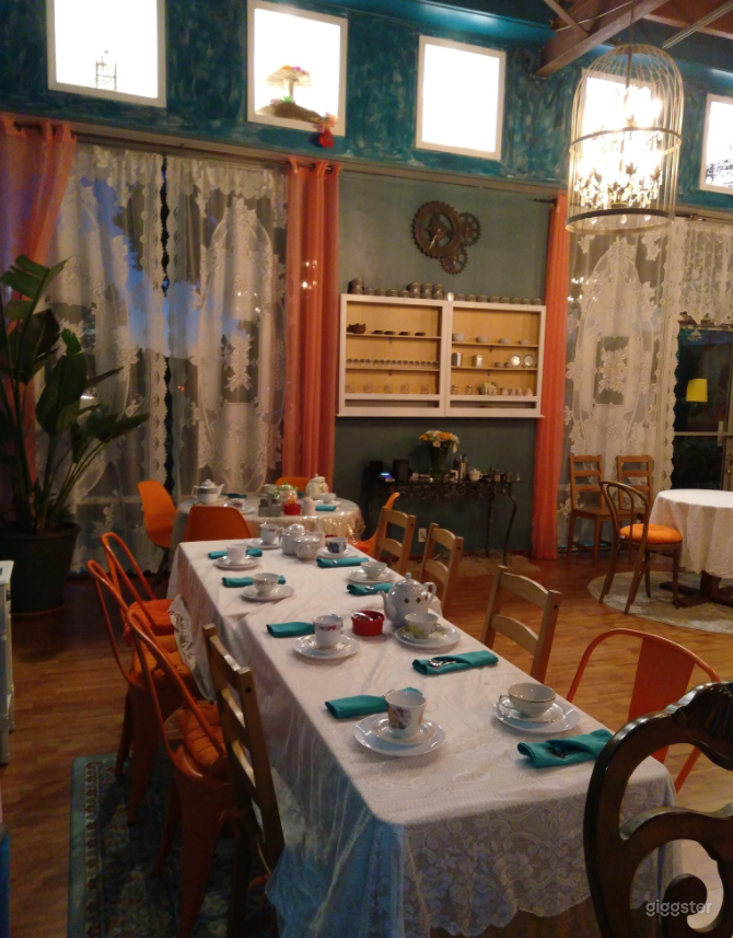 Private Space Perfect for Birthdays, Baby Showers, Anniversaries, Bridal Showers, Retirement Parties Photo 2