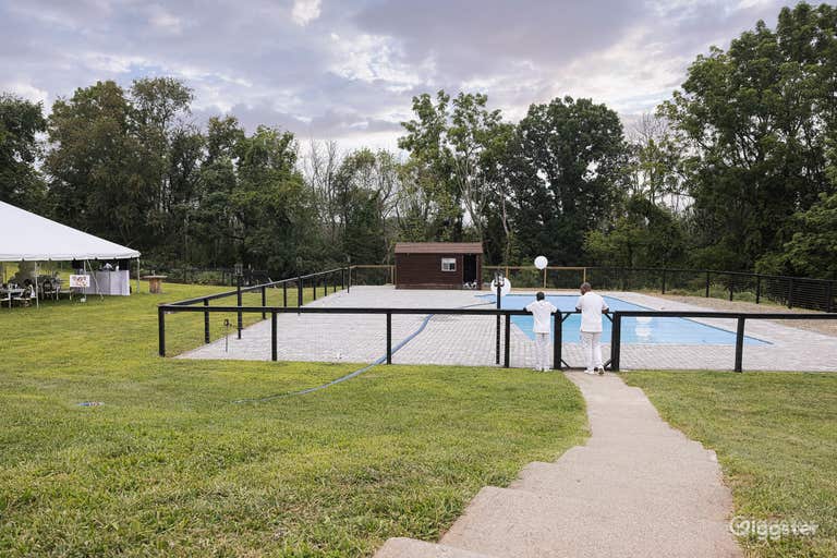 40-foot pool in a Mountainview Estate  