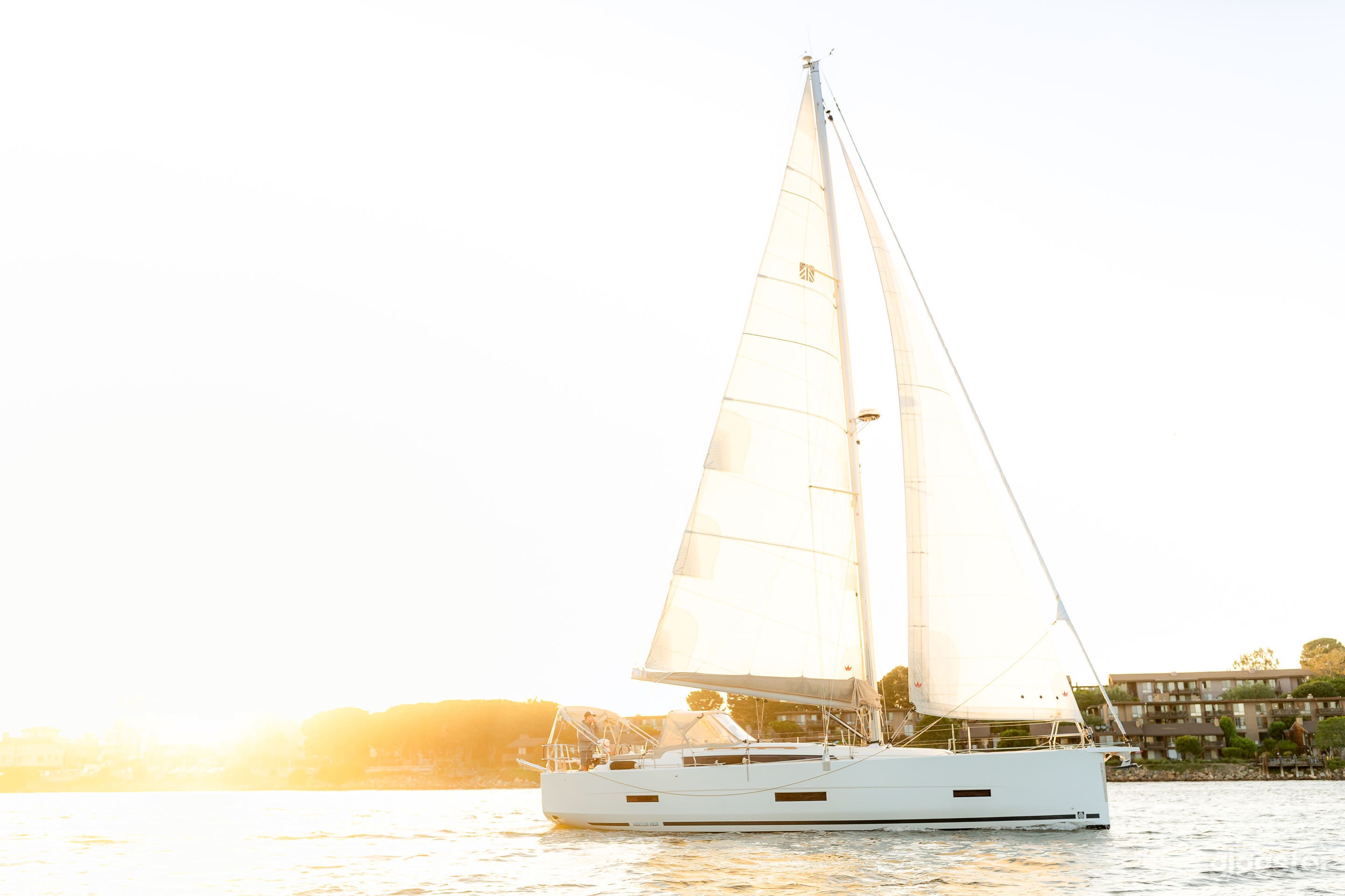 43’ Dufour 430 French Luxury Sailing Yacht Photo 1