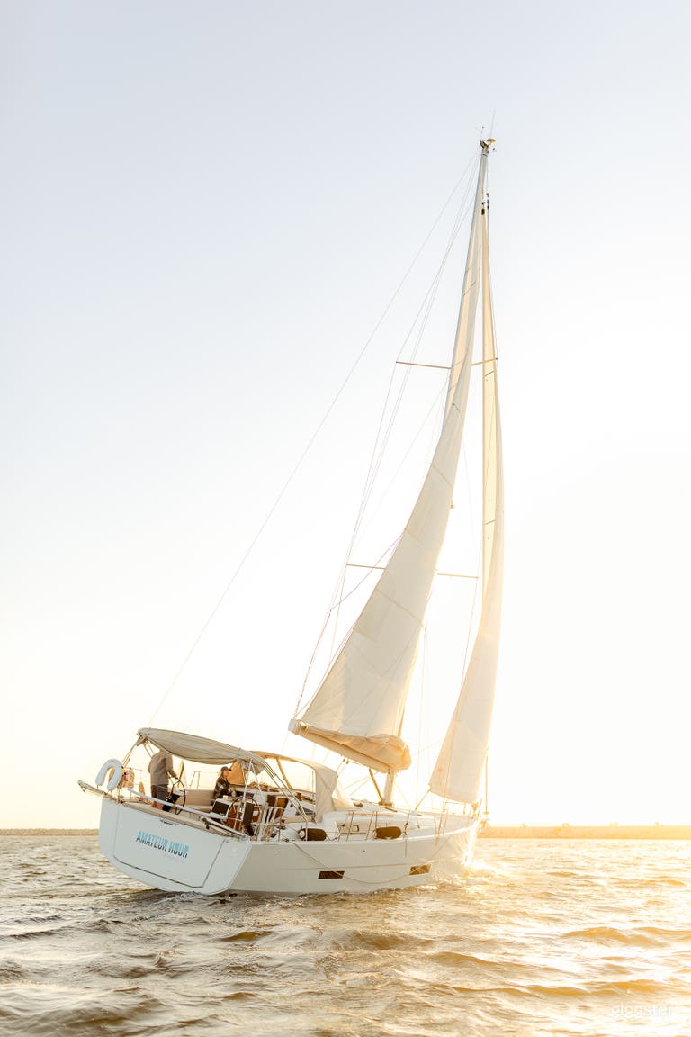  43’ Dufour 430 French Luxury Sailing Yacht 