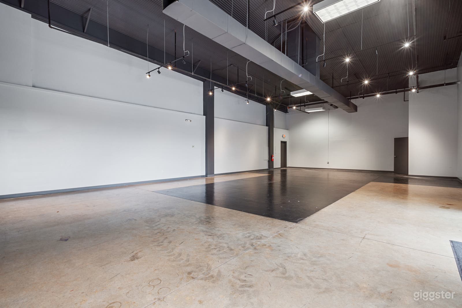 Event Space/ Banquet Hall Photo 4