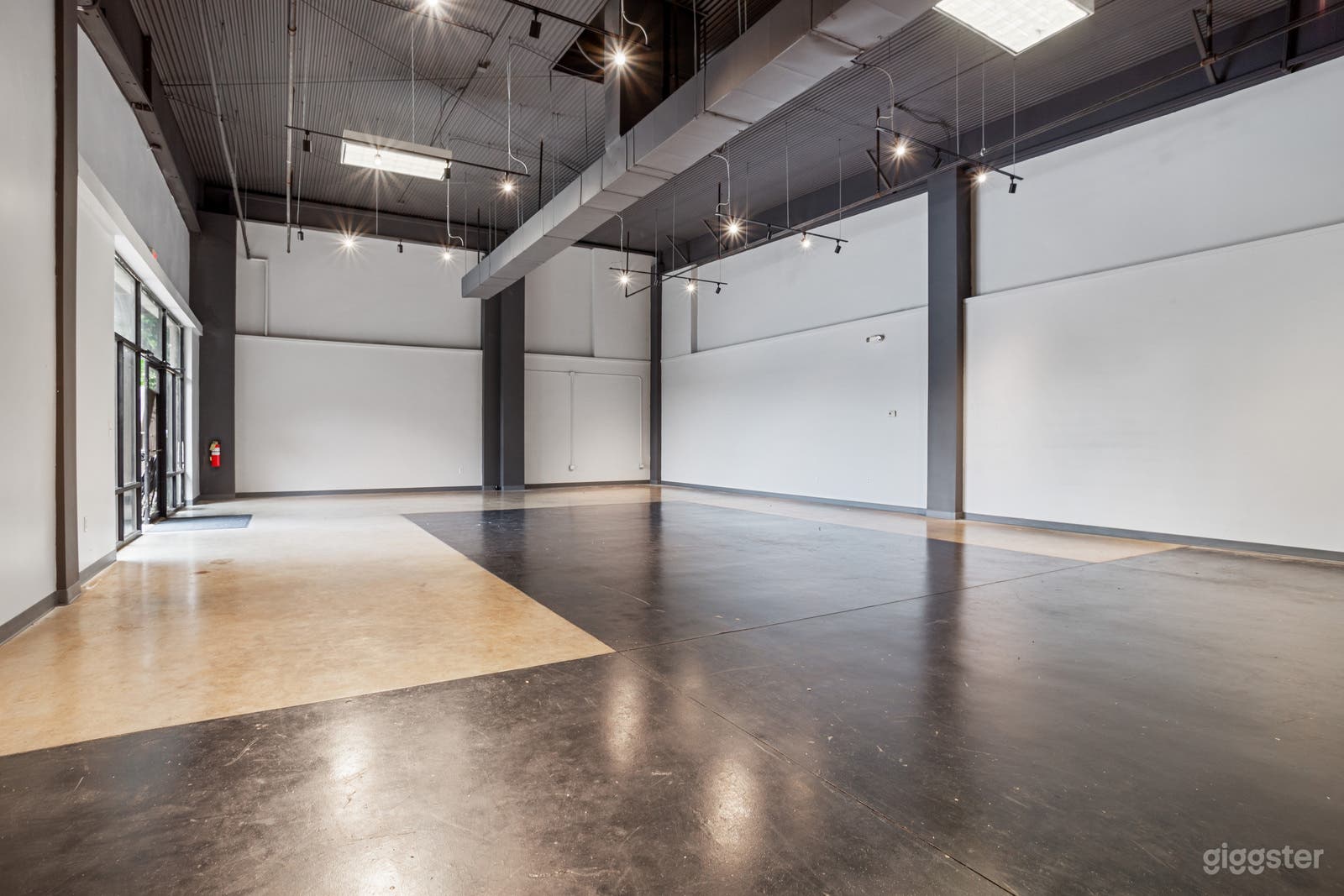 Event Space/ Banquet Hall Photo 3