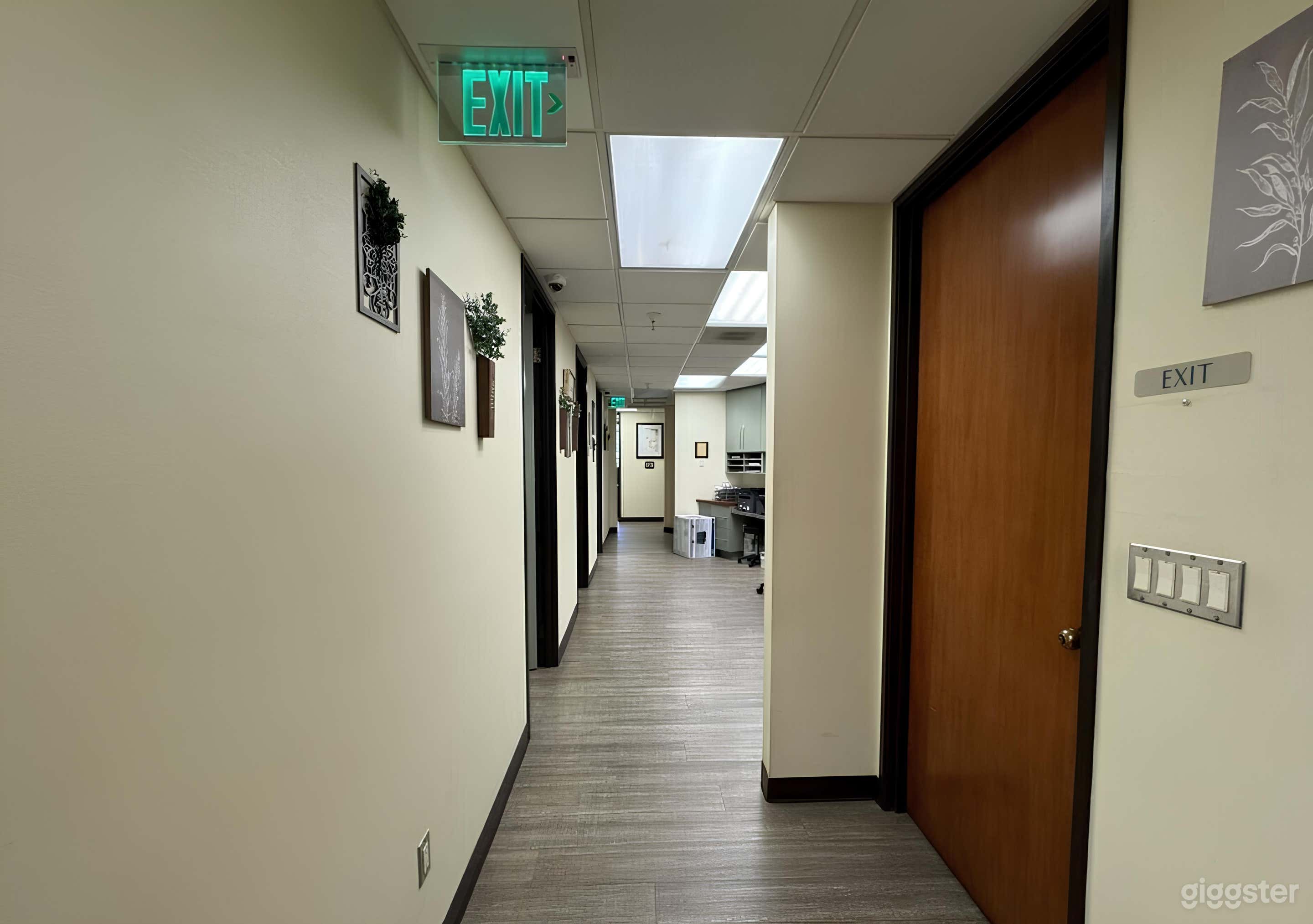 Equipped Doctor's Clinic Photo 4