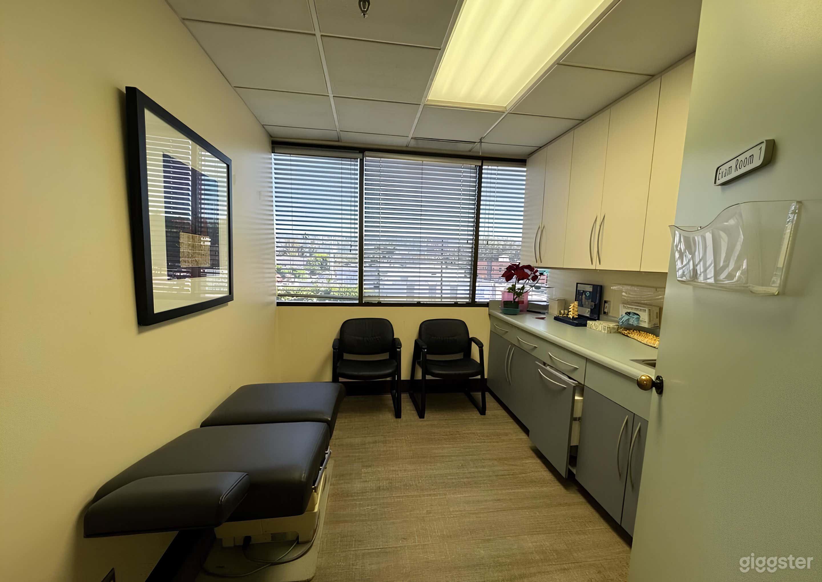 Equipped Doctor's Clinic Photo 3