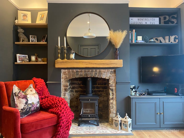  NEW PICTURES-Beautifully Presented Period Property 