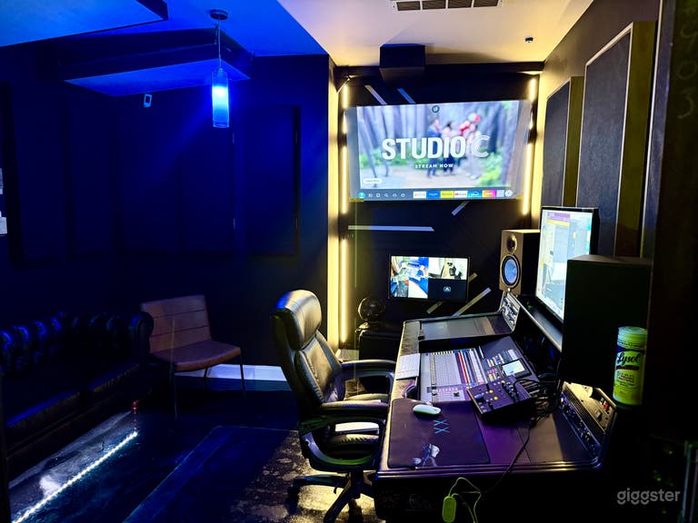  SOUTH-LOOP RECORDING STUDIO PLATINUM ROOM (engineering incl) 