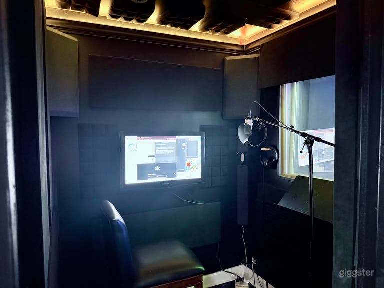  SOUTH-LOOP RECORDING STUDIO PLATINUM ROOM (engineering incl) 