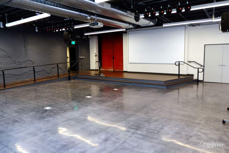  Event Space - Multifunctional Spacious Studio 