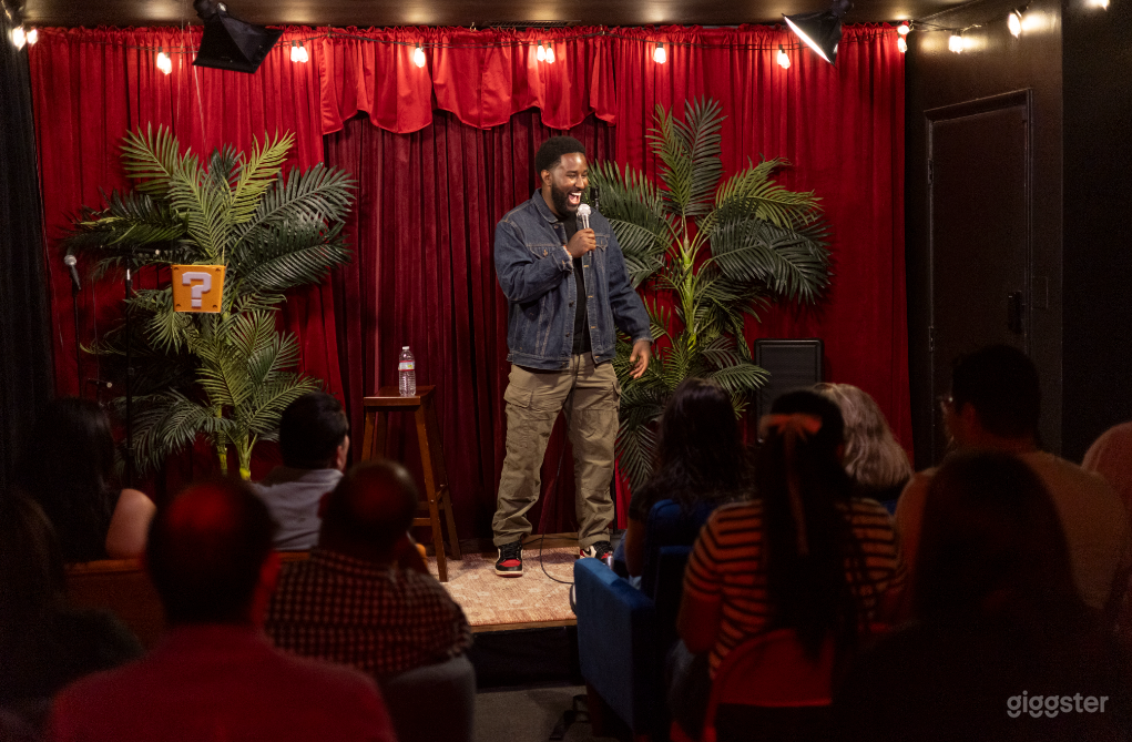 Fun comedy club theatre for filming, classes, shows Photo 1