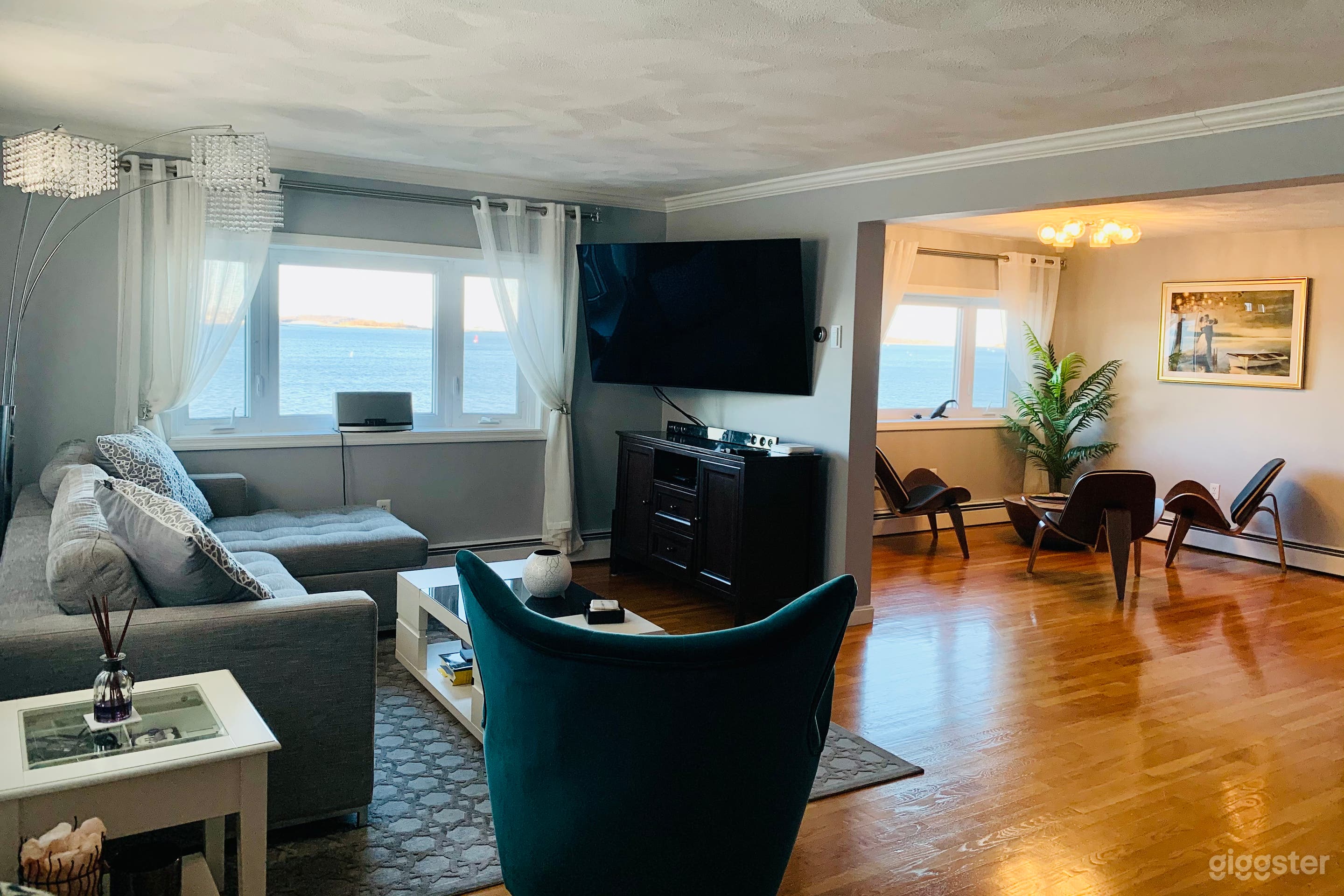 Beautiful Beach House  Photo 1