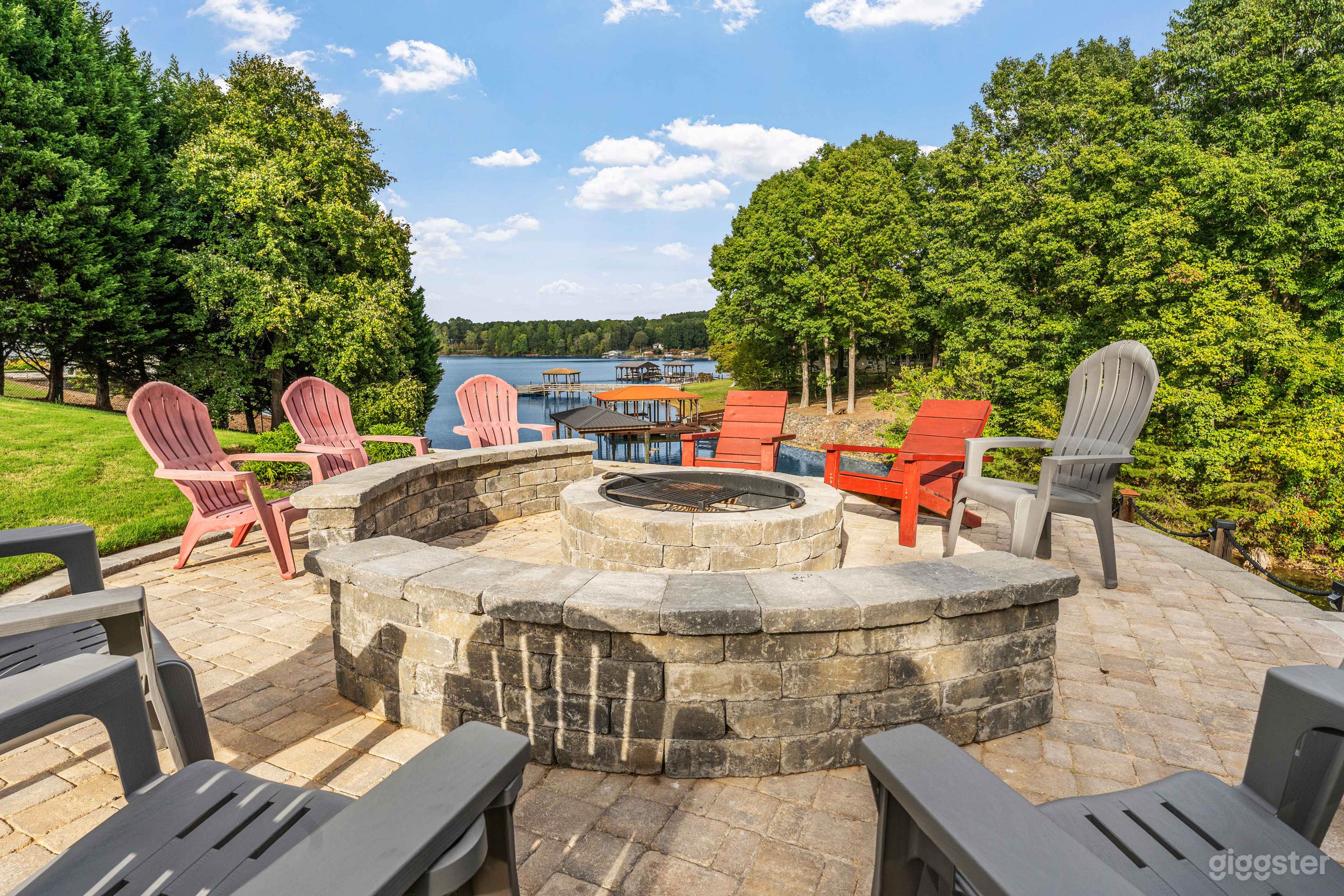 AMAZING WATERFRONT CABIN ON LAKE NORMAN Photo 1