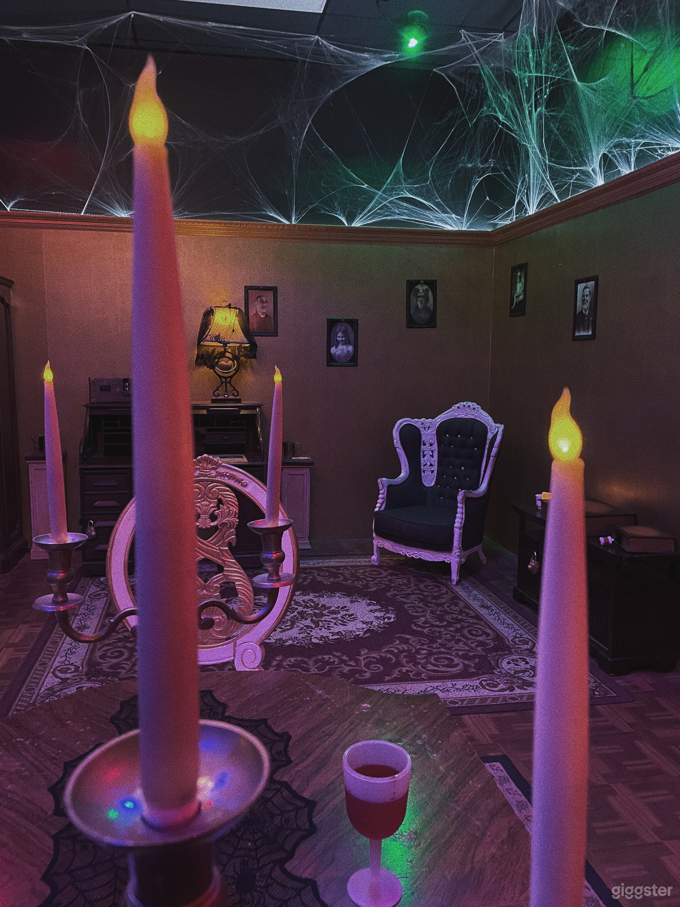Mysterious Spooky Themed Escape Room A in Ventura Photo 4