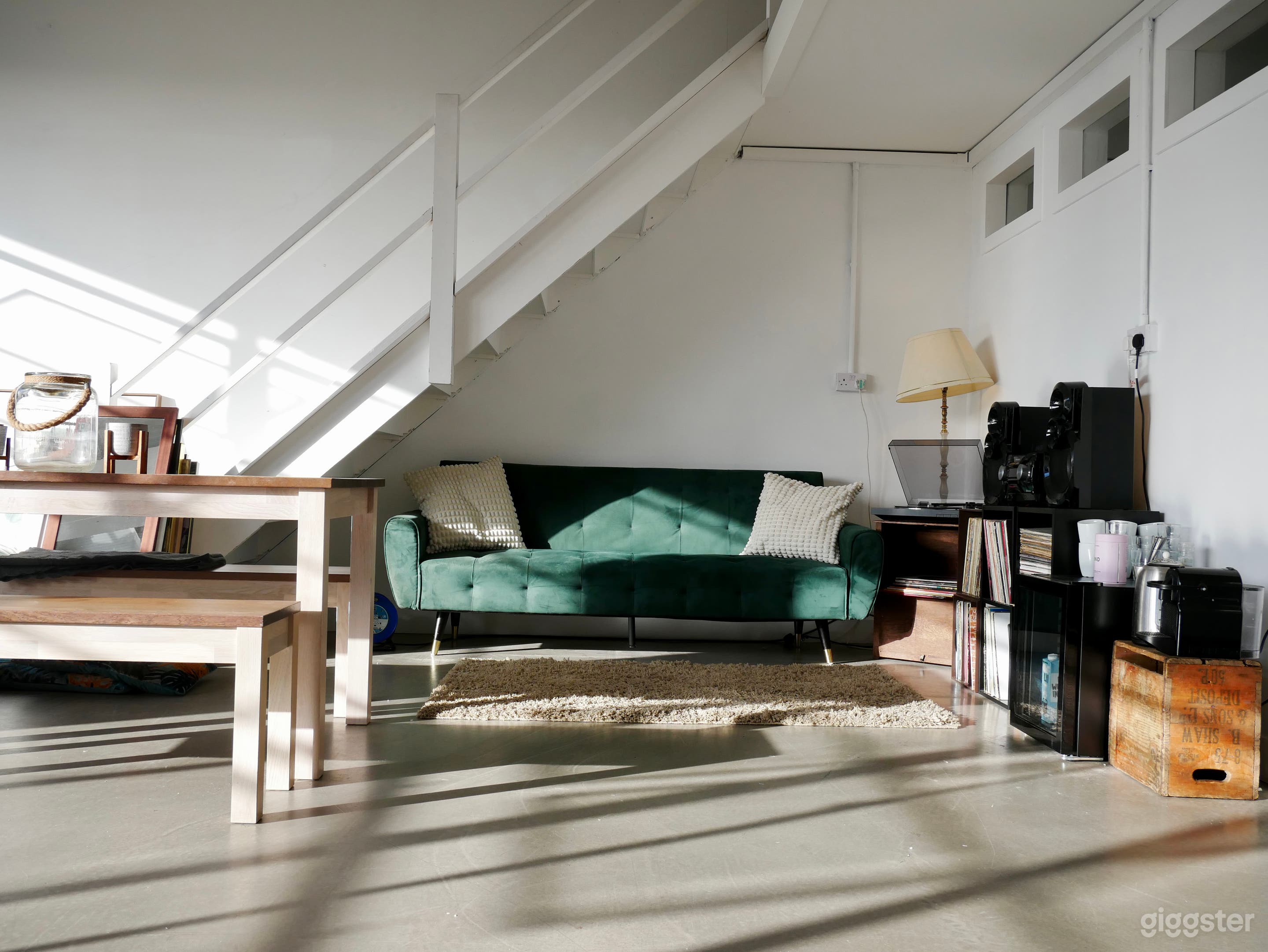 Versatile Creative Photography Studio - All kit included Photo 4