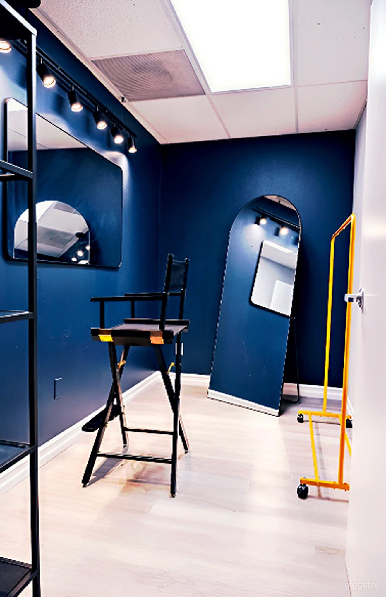 Soundproof Change Room Photo 1