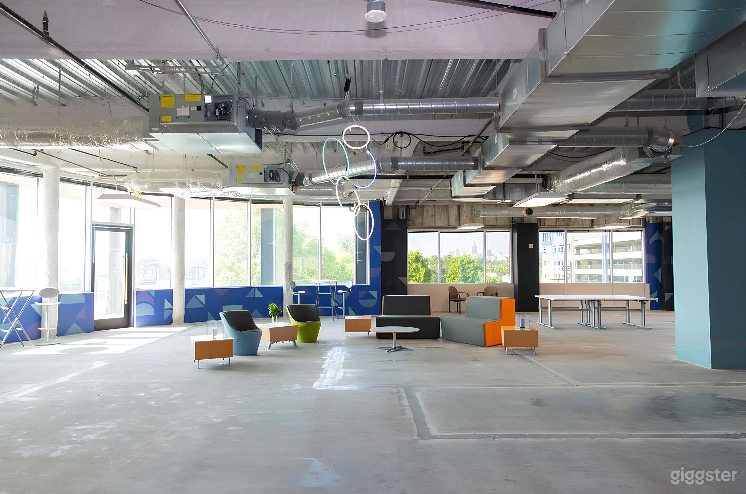 South Gallery (Lobby Area) Photo 2