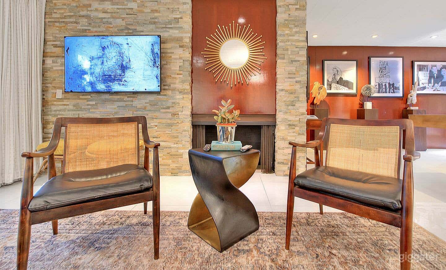 Mid-Century Modern Home with Pool &amp; Mountain Views Photo 2