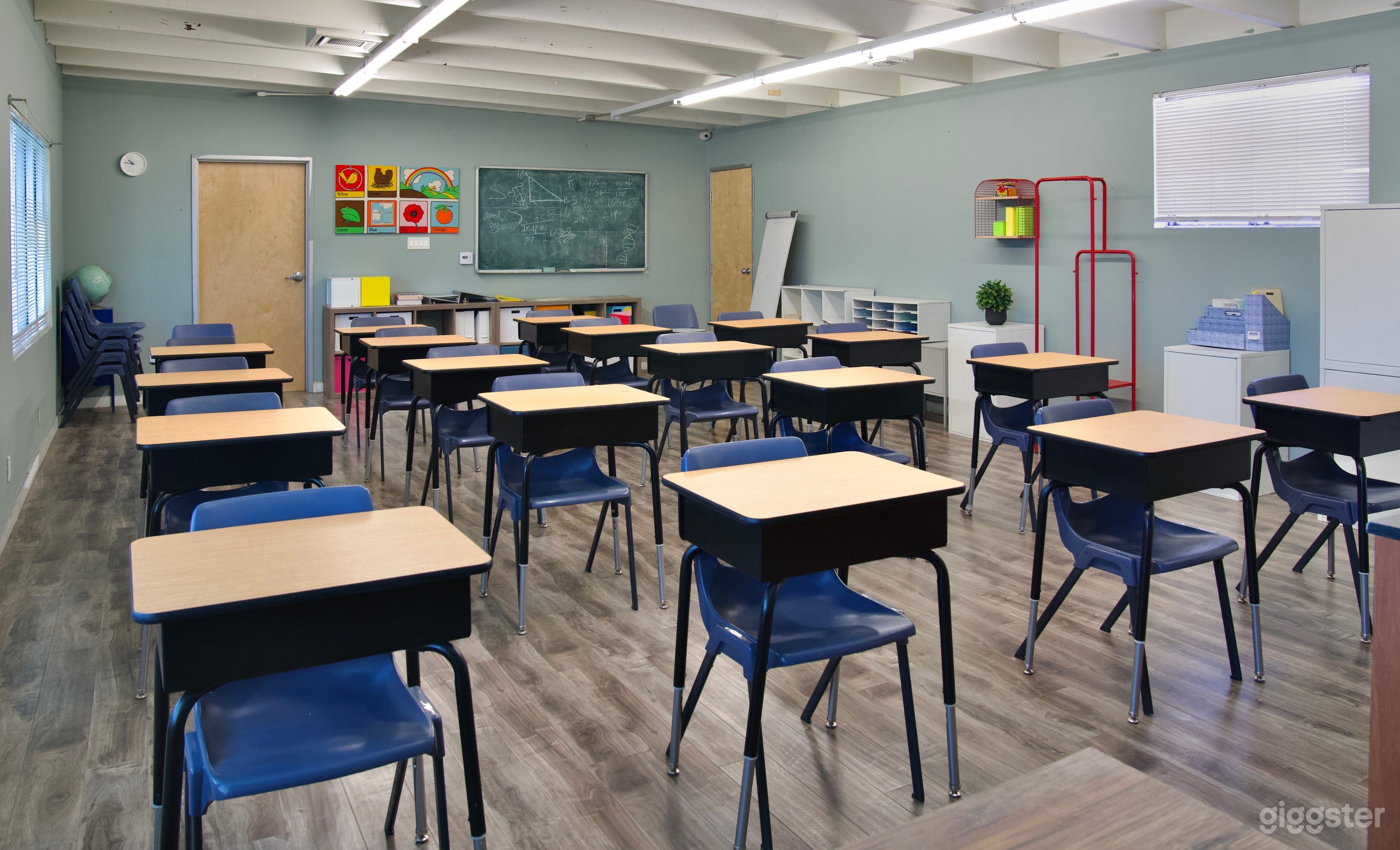 Classroom Standing Set High School Film Location Photo 4