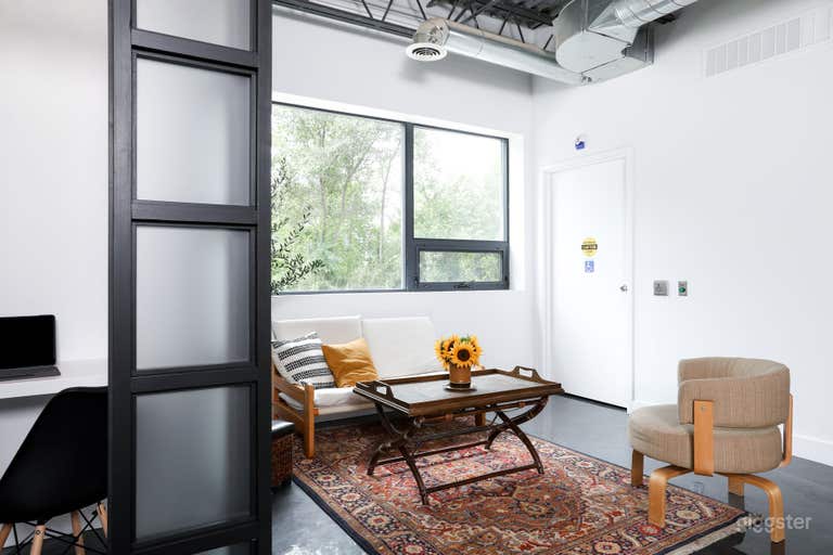  Conference Room Back Seating Area &amp; Call Booth 