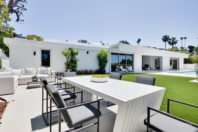  CALIFORNIAN ELEGANCE: TROUSDALE GEM FOR PRODUCTION 