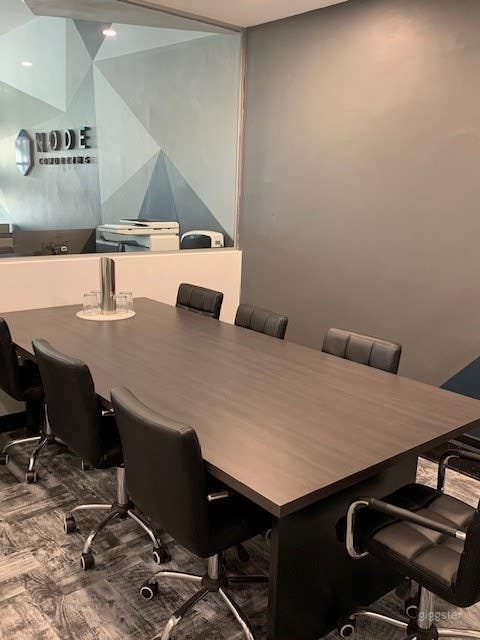 Modern Meeting Room in Collingwood Photo 1