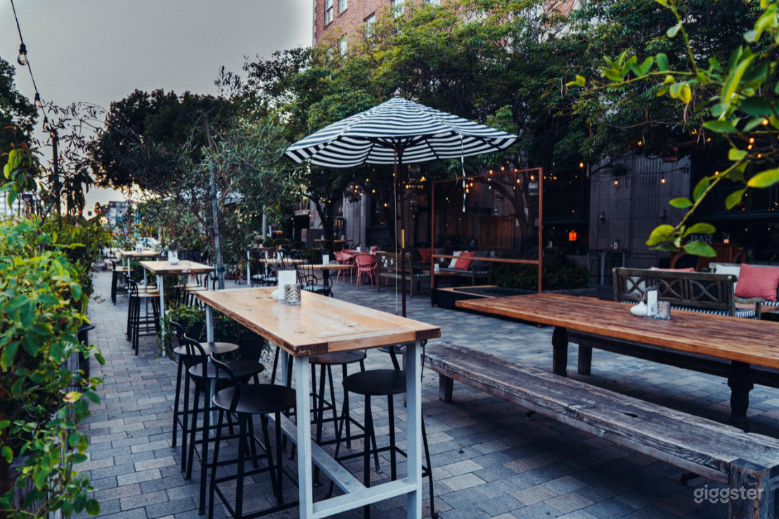 Le Jardin Patio in California Photo 2