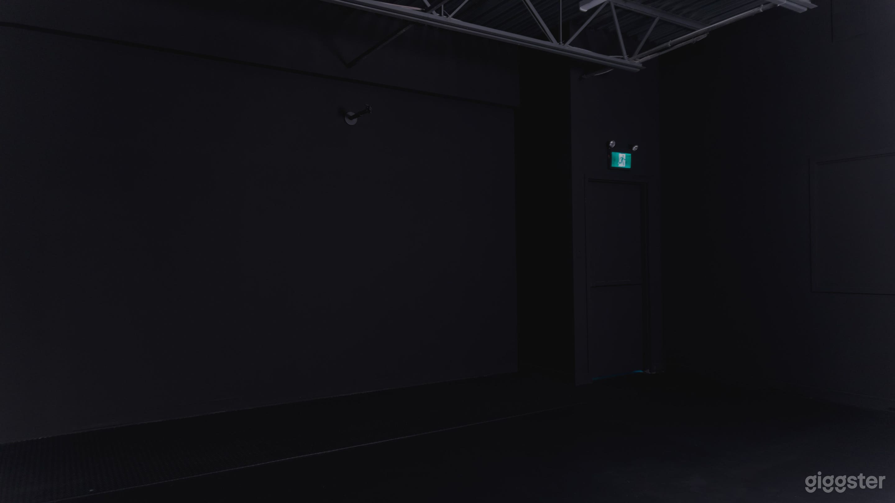 Black Box Production Studio Photo 4
