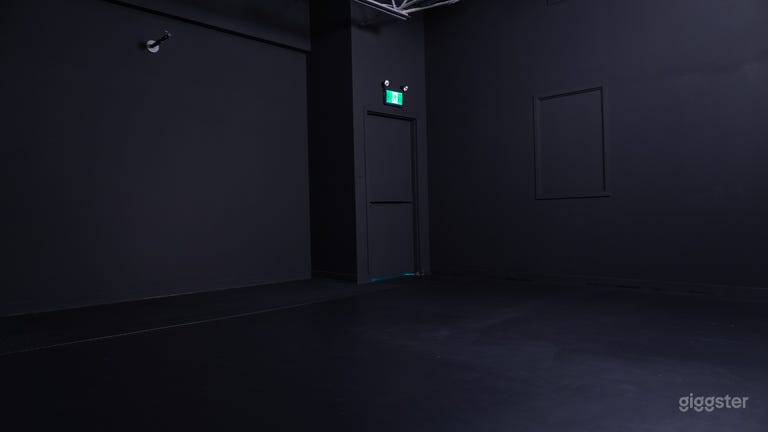  Black Box Production Studio 