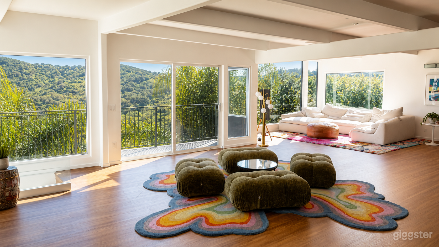 Private Retro Recording Studio w/ Stunning Views Photo 1