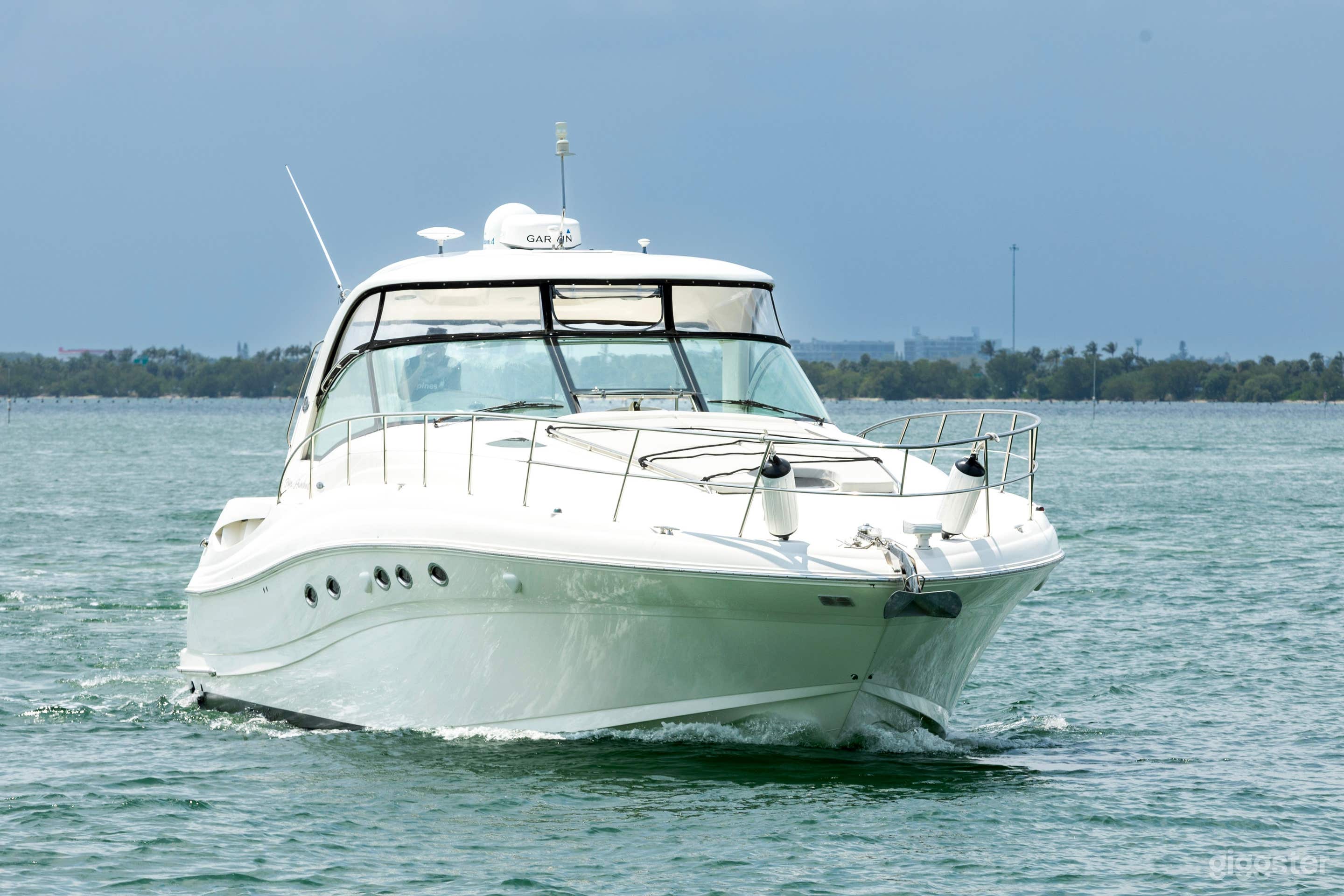 Cruise around Miami in style 54' Searay MB Marina Photo 2