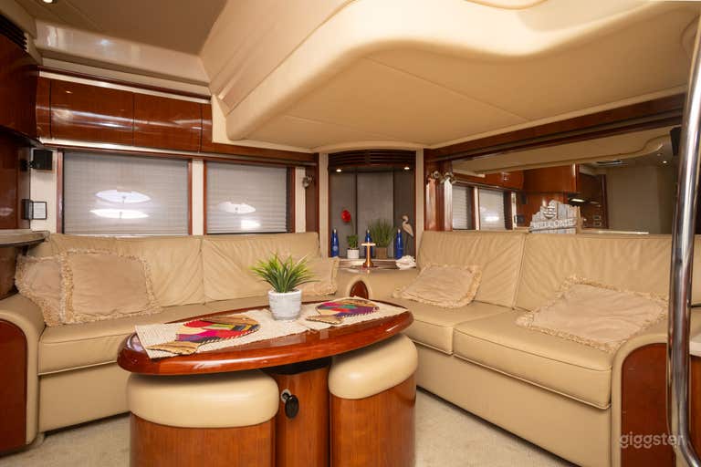  Cruise around Miami in style 54' Searay MB Marina 