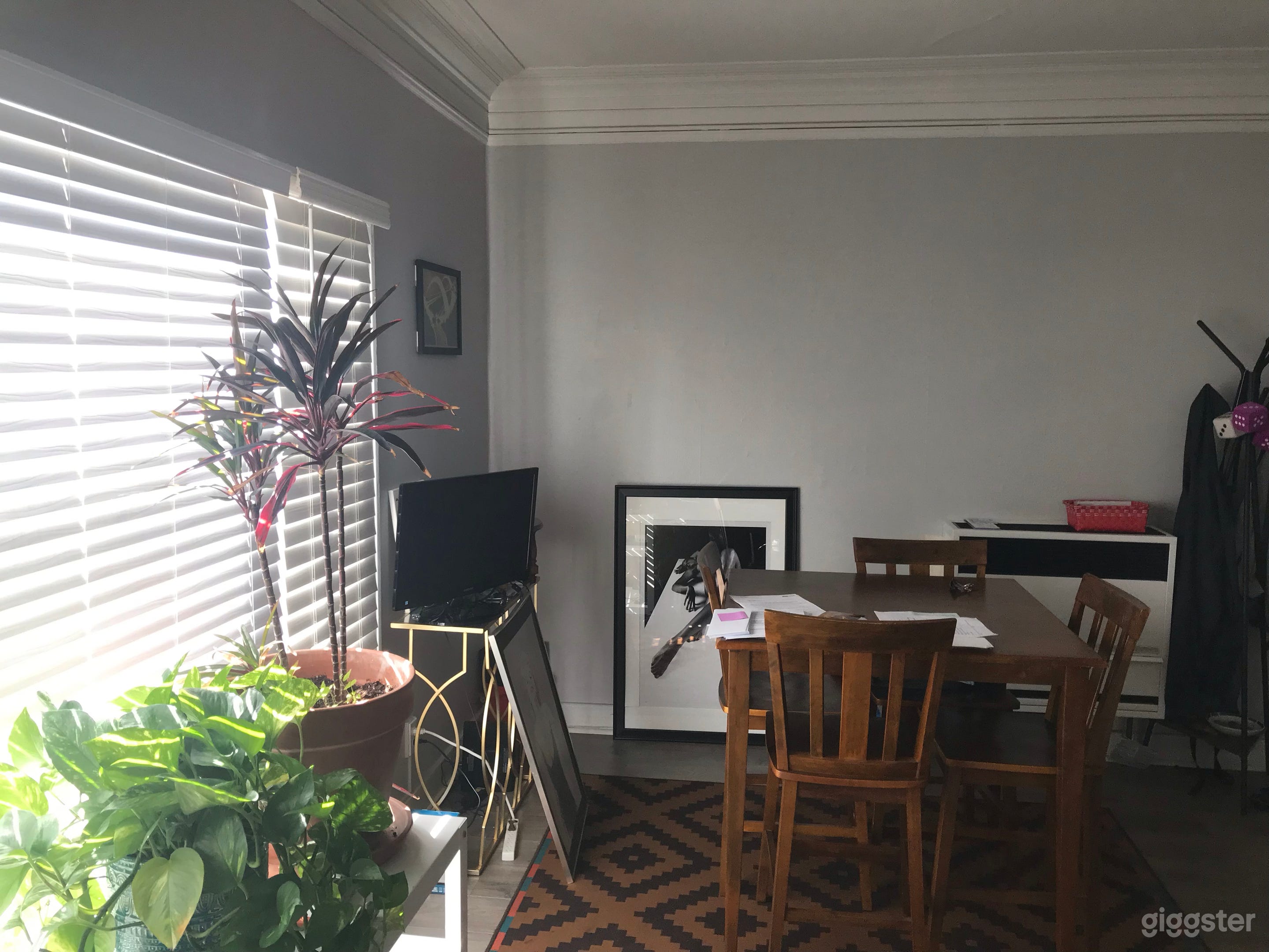 Living Room (from couch)