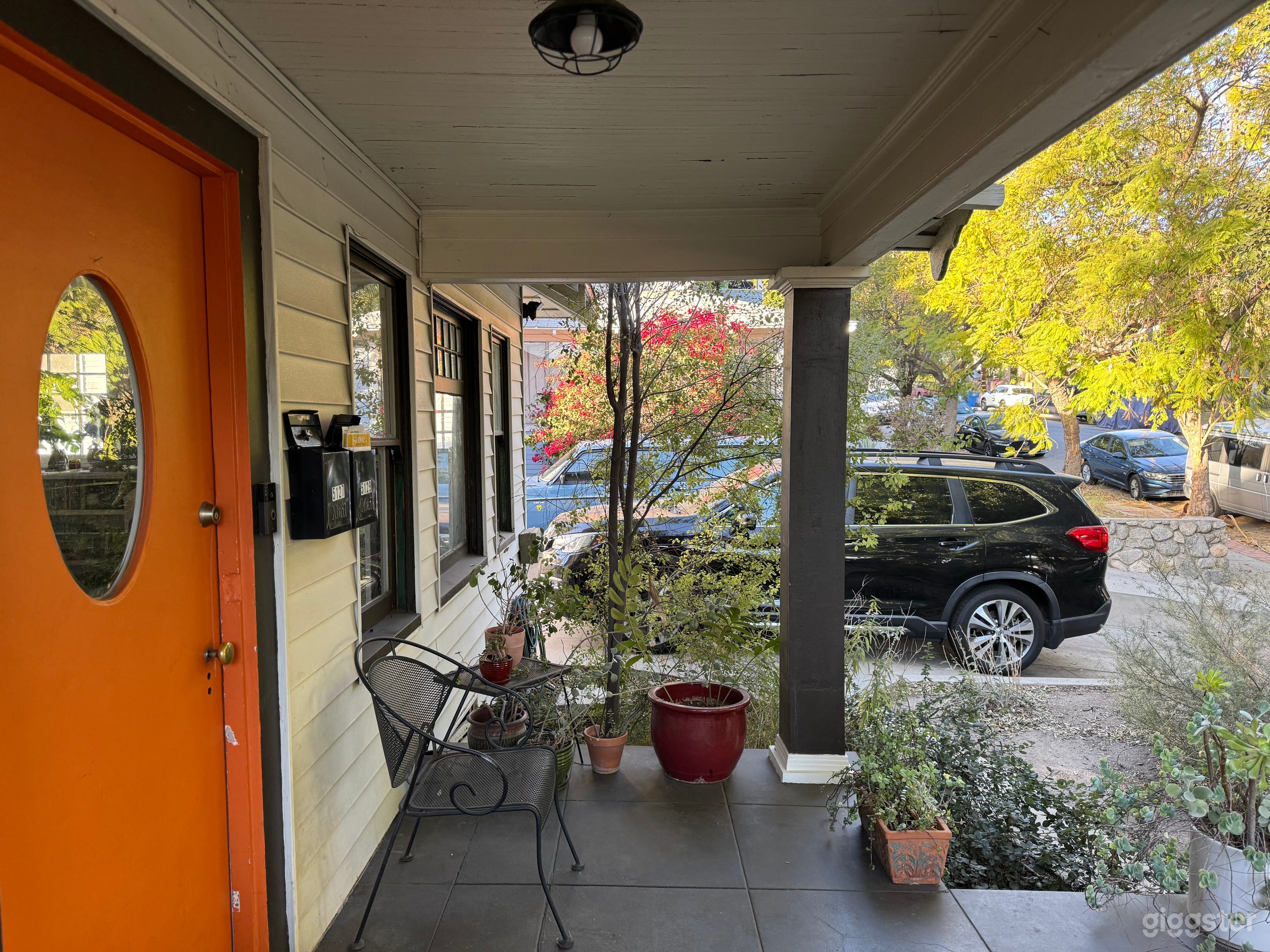 Charming Vintage 20th-Century Home in Eagle Rock Photo 2