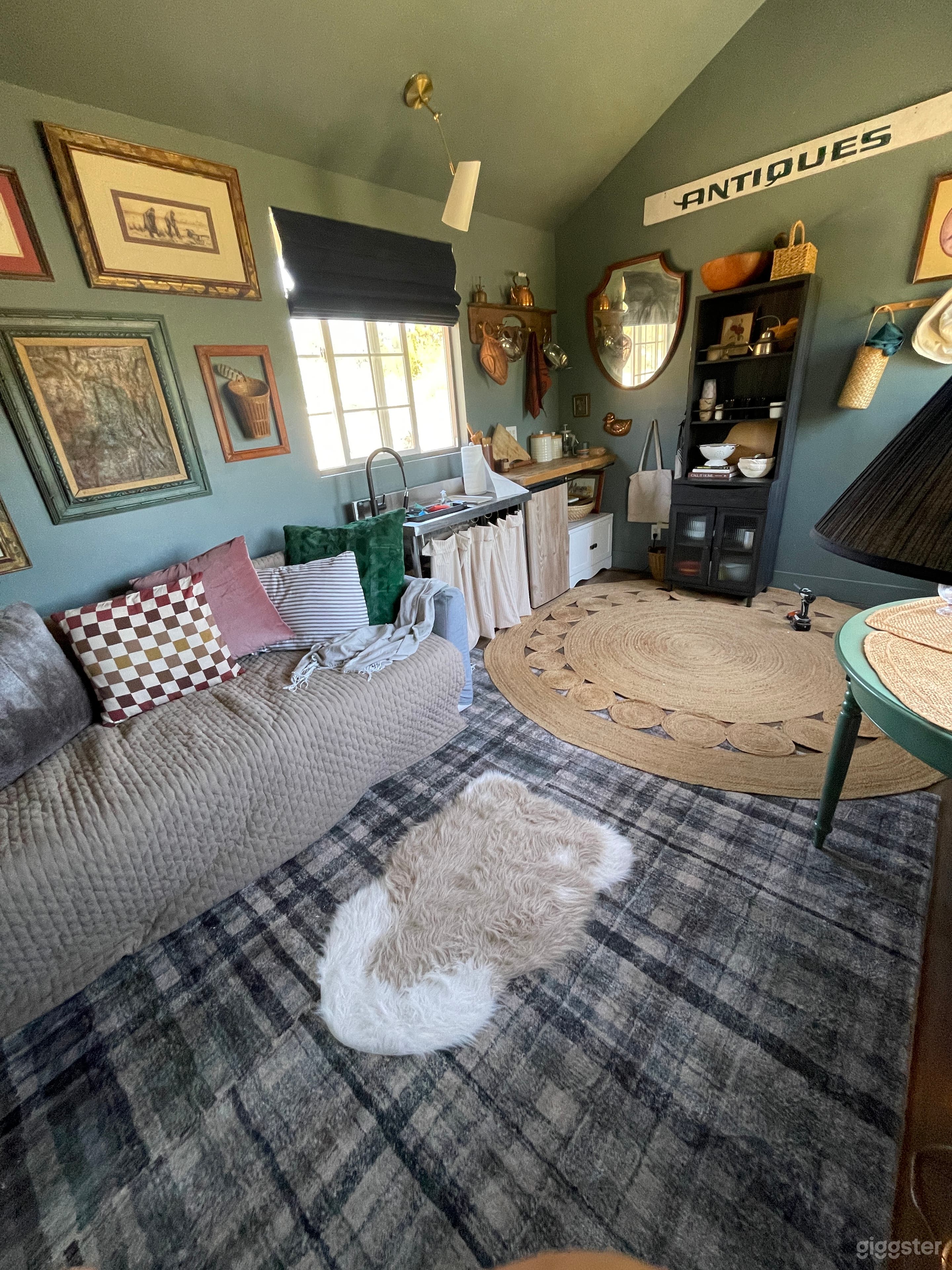 A 35 Acre Property with spectacular views in Sage Photo 4