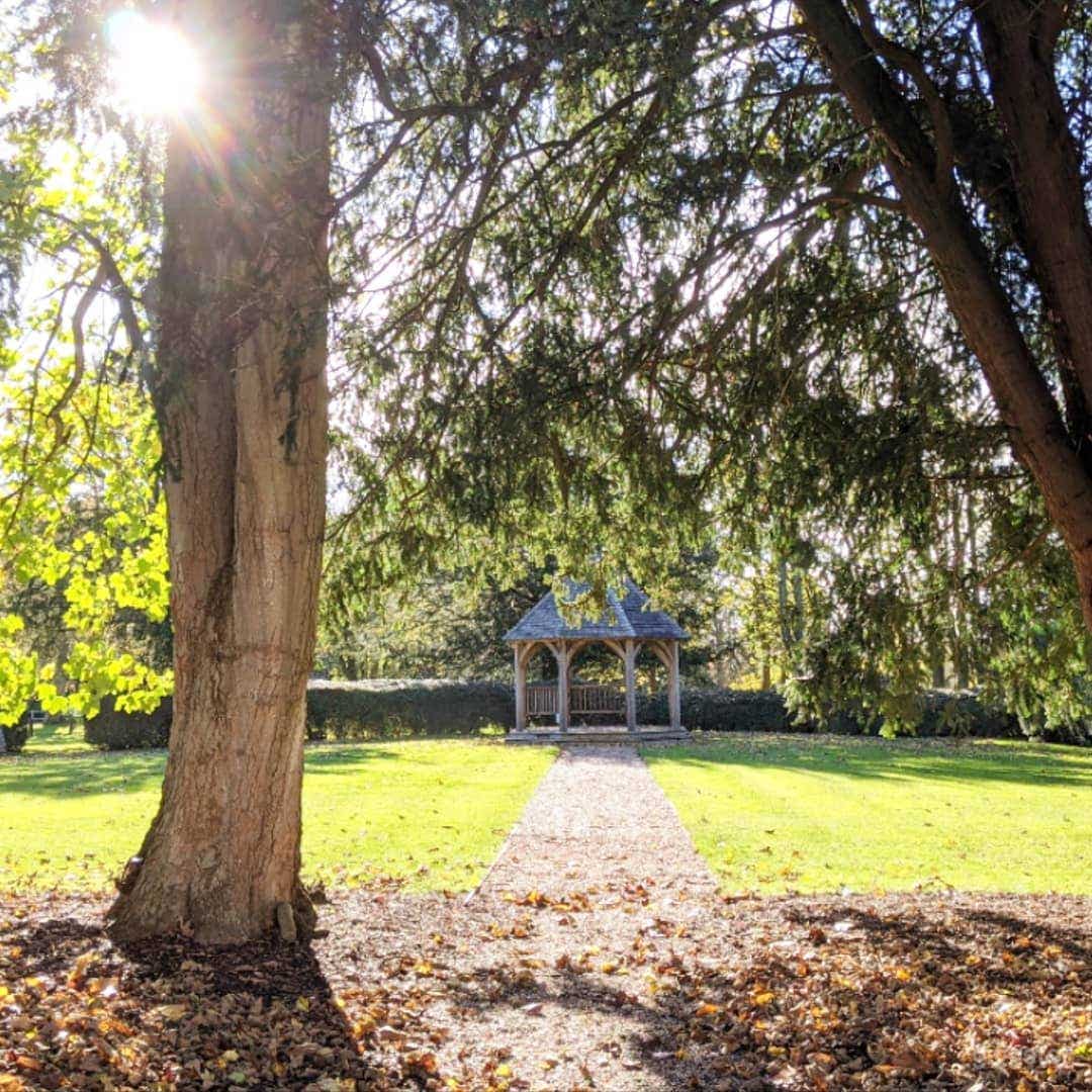 CHARLE'S GARDEN Photo 4