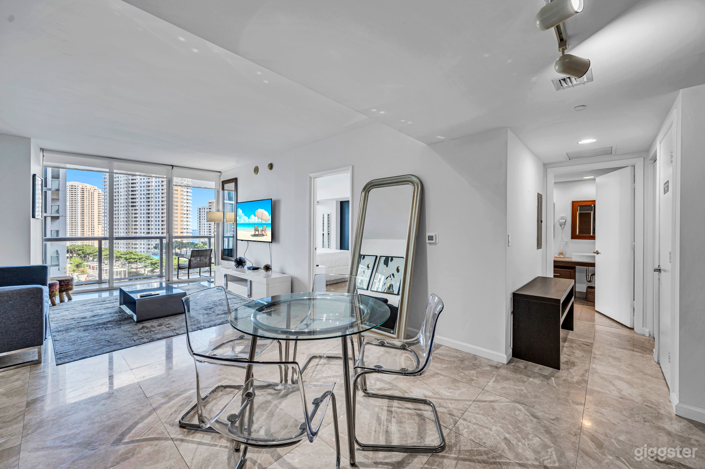 Elevated Coastal Condo with Panoramic Ocean Views Photo 4