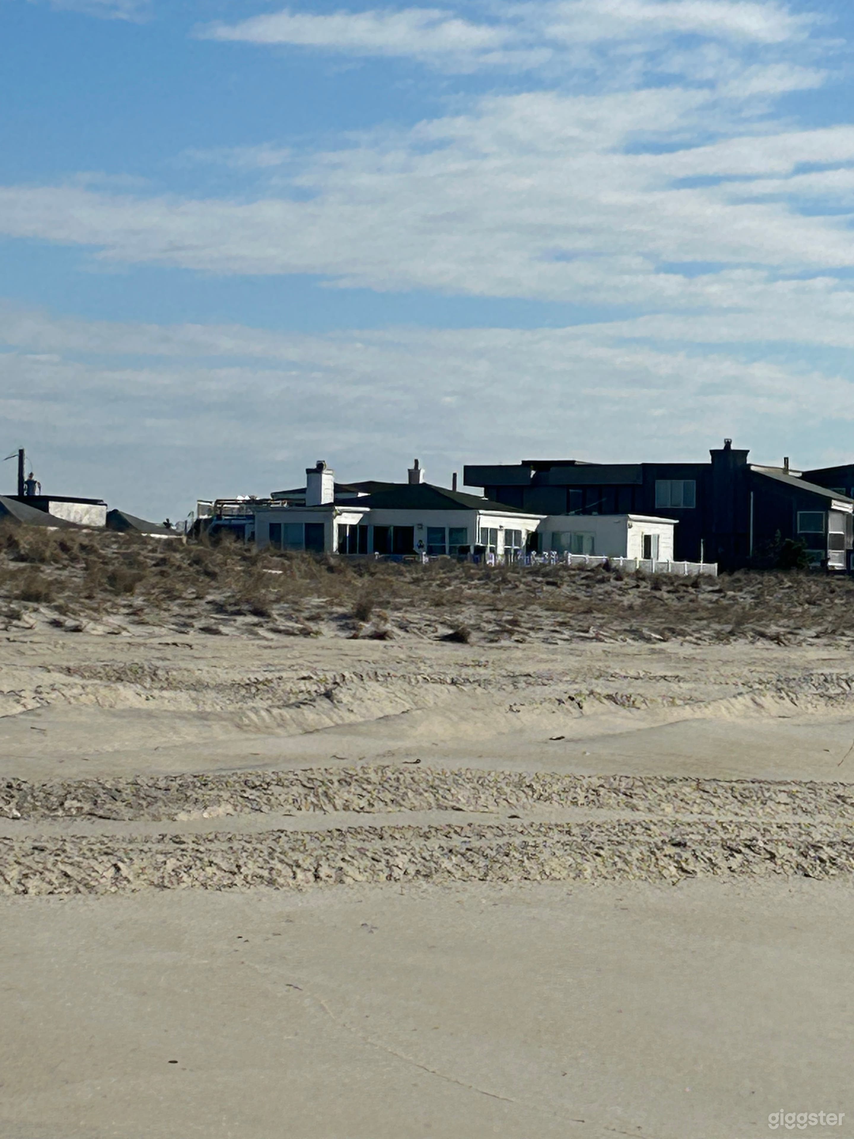 Foto di Casa fronte oceano a Kismet Long Island, NY 1