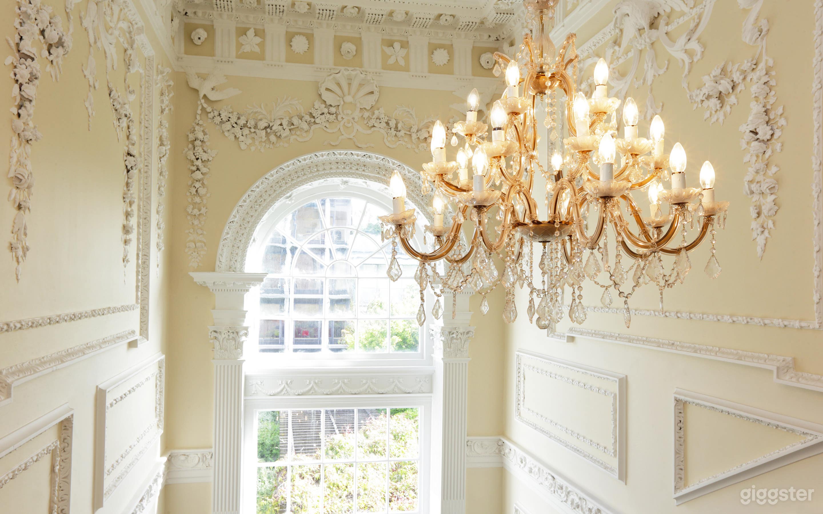 Exquisite Georgian Boardroom Photo 2