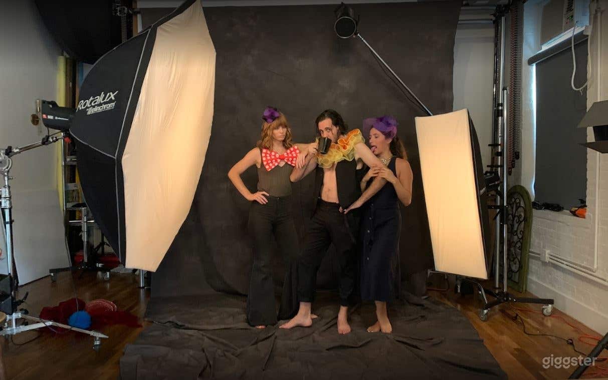 Modern Photo Studio Photo 2