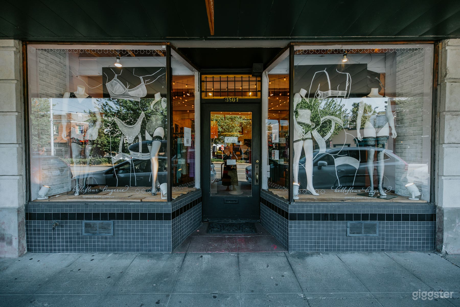 Lingerie Boutique in Fremont Photo 1